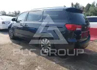 2015 KIA Sedona photo
