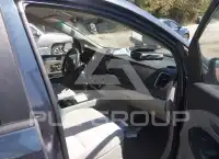 2015 KIA Sedona photo