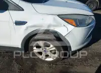 2015 Ford ESCAPE photo