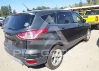 2015 Ford ESCAPE photo