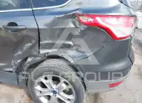2015 Ford ESCAPE photo