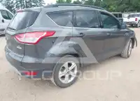 2015 Ford ESCAPE photo