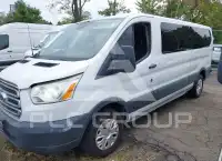 2015 Ford TRANSIT photo