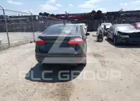 2015 Ford FIESTA photo