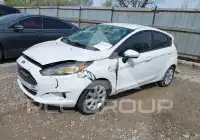 2015 Ford FIESTA фото
