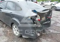 2015 Ford FIESTA photo