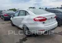 2015 Ford FIESTA photo