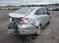 2015 Ford FIESTA photo