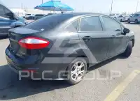 2015 Ford FIESTA фото