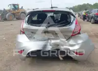 2015 Ford FIESTA фото