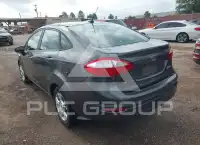 2015 Ford FIESTA фото