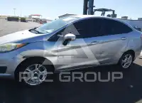 2015 Ford FIESTA фото