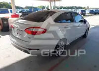 2015 Ford FIESTA фото