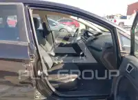 2015 Ford FIESTA фото