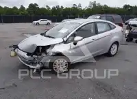 2015 Ford FIESTA photo