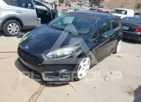 2015 Ford FIESTA фото