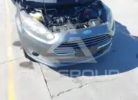 2015 Ford FIESTA фото
