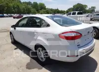 2015 Ford FIESTA photo