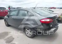 2015 Ford FIESTA фото