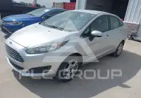 2015 Ford FIESTA фото