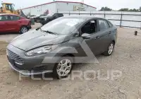 2015 Ford FIESTA фото