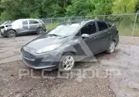 2015 Ford FIESTA photo