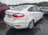 2015 Ford FIESTA фото