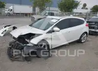 2015 Ford FOCUS фото