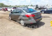 2015 Ford FOCUS фото
