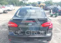2015 Ford FOCUS photo