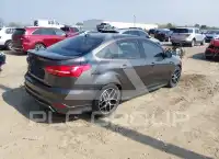 2015 Ford FOCUS фото