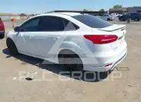 2015 Ford FOCUS фото