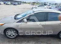 2015 Ford FOCUS фото
