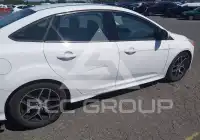 2015 Ford FOCUS photo