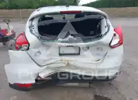 2015 Ford FOCUS фото