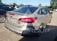 2015 Ford FOCUS фото