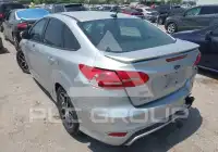 2015 Ford FOCUS фото