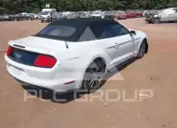 2015 Ford MUSTANG фото