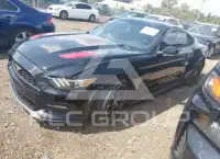 2015 Ford MUSTANG фото