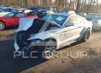 2015 Ford MUSTANG фото