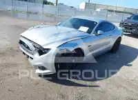 2015 Ford MUSTANG photo