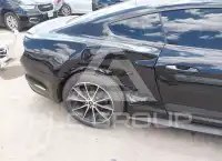 2015 Ford MUSTANG photo