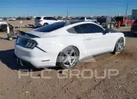 2015 Ford MUSTANG фото