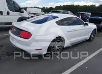 2015 Ford MUSTANG photo