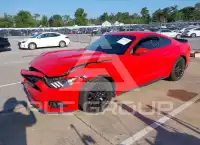 2015 Ford MUSTANG photo