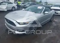 2015 Ford MUSTANG фото