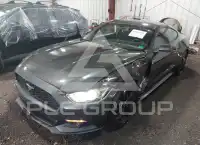 2015 Ford MUSTANG photo