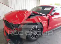 2015 Ford MUSTANG фото