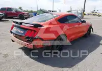 2015 Ford MUSTANG фото