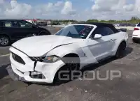 2015 Ford MUSTANG фото